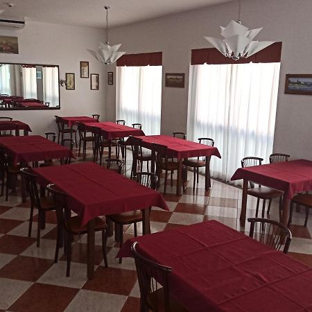 Hotel Danubio بيلاريا-إيجيا مارينا المظهر الخارجي الصورة